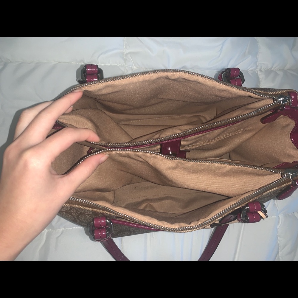 Coach Purse - Picture 5 of 6